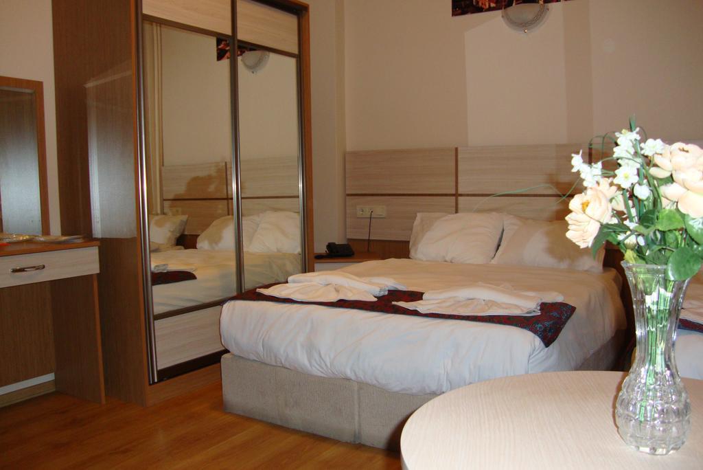 Royal Suites Besiktas Κωνσταντινούπολη Δωμάτιο φωτογραφία